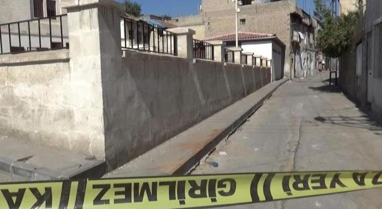 Gaziantep'te aile vahşeti! Eşini öldürdü, 3 çocuğunu ve komşusunu yaralayıp intihar etti