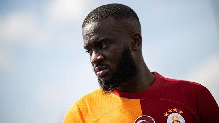 Galatasaray'da ayrılık kapıda! Yeni transfer geldiği gibi gidiyor