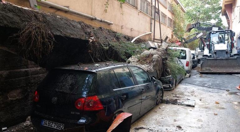 Burası İstanbul! Her yer sele teslim oldu