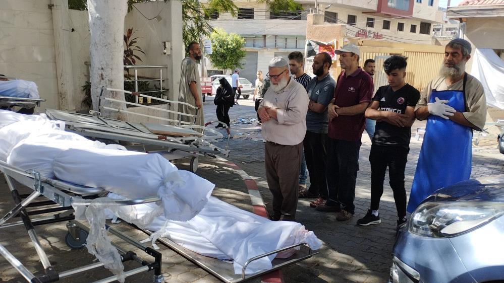 Gazze'de korkunç manzara! Morglar doldu, cesetler dışarda bekletiliyor