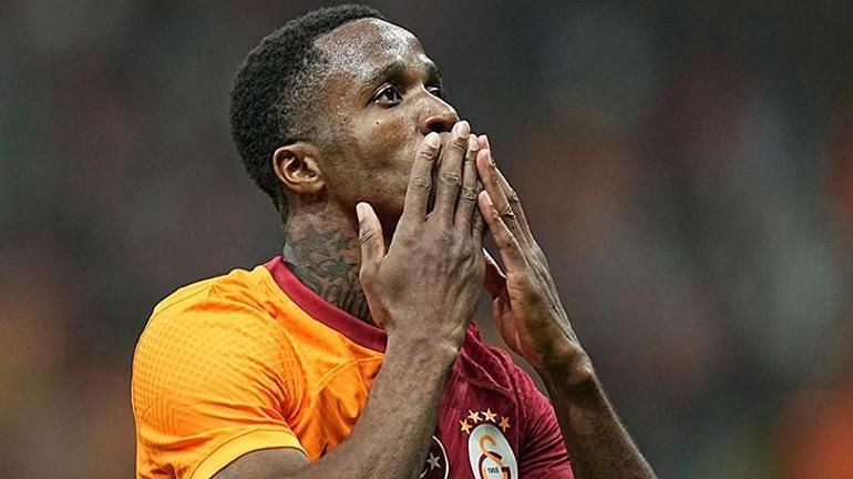 Galatasaray'da Okan Buruk'tan Manchester United'a sürpriz kadro! Kararını verdi