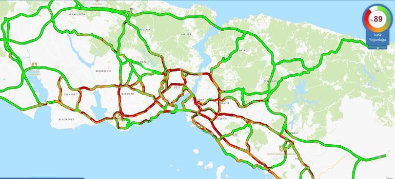Son dakika... AKOM'dan İstanbul için uyarı! Trafik yoğunluk yüzde 90'a yaklaştı
