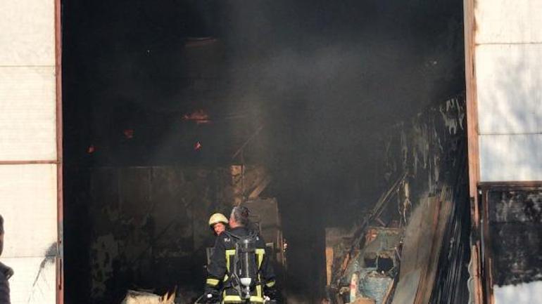 Kayseri'de fabrika yangını! Müdahale sürüyor