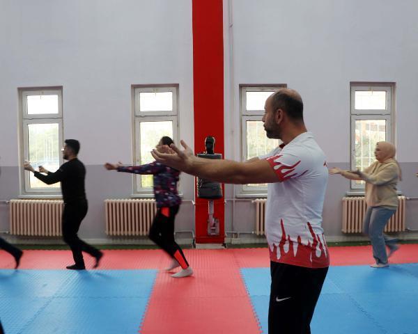 İcra memurlarına kungfu eğitimi! 'Kendilerini korumayı öğretiyoruz'