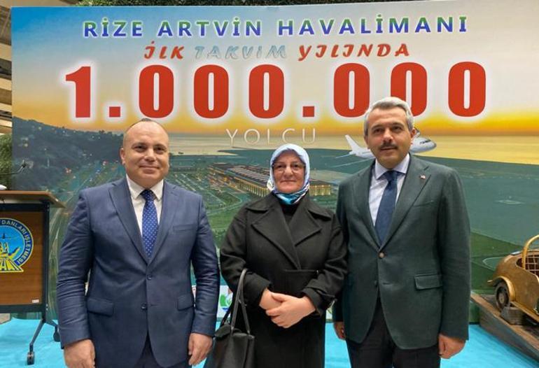 Ailesine sürpriz yapmak için geldi sürprizle karşılaştı! 1 milyonuncu yolcu oldu