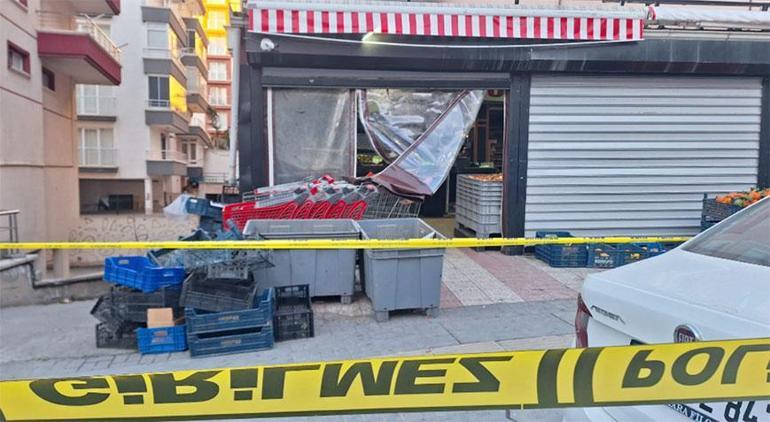 Ankara'da korku dolu anlar! Market basan grup ile iş yeri sahibi arasında kavga: 1 ölü, 2 yaralı