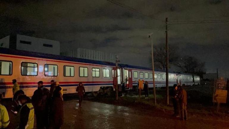 Tekirdağ’da yolcu treni beton mikseri ile çarpıştı! 1 kişi yaralandı