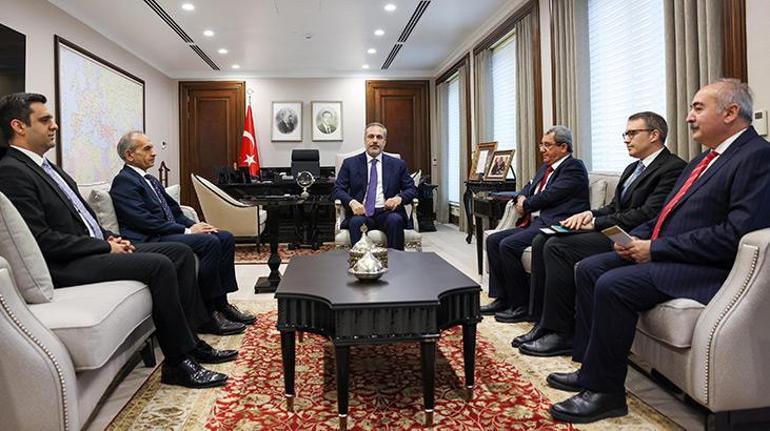 Bakan Fidan, Irak Türkmen Cephesi Başkanı ile bir araya geldi