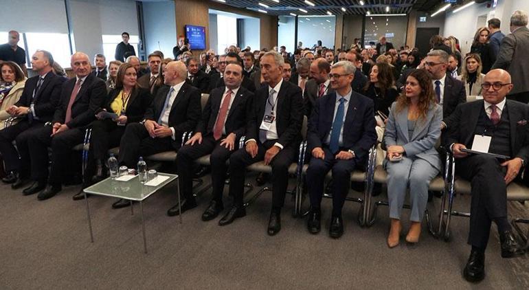 Türkiye-Yunanistan İş Forumu'nda 'Geçmişte yaşanan sıkıntıları unutalım' mesajı