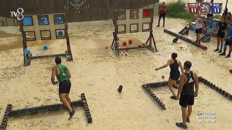 Survivor All Star'da takım değişikliği! Ödül oyunu nefes kesti