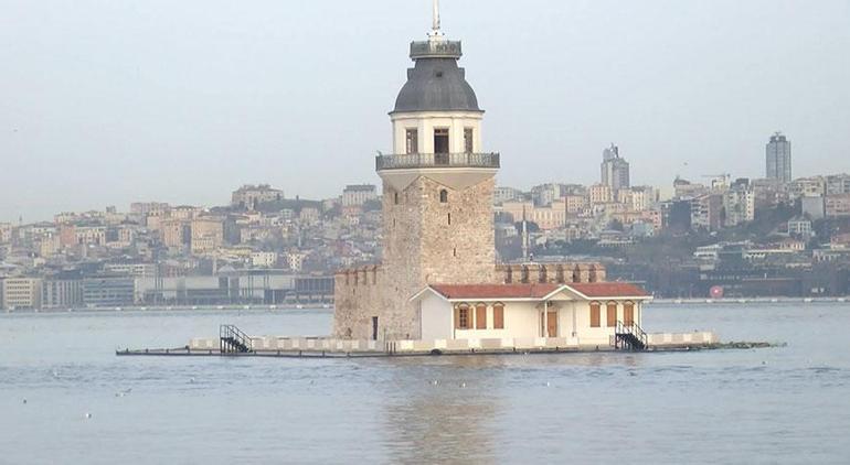 Yer: Üsküdar! Denizde yüzen bir kişi gözden kayboldu