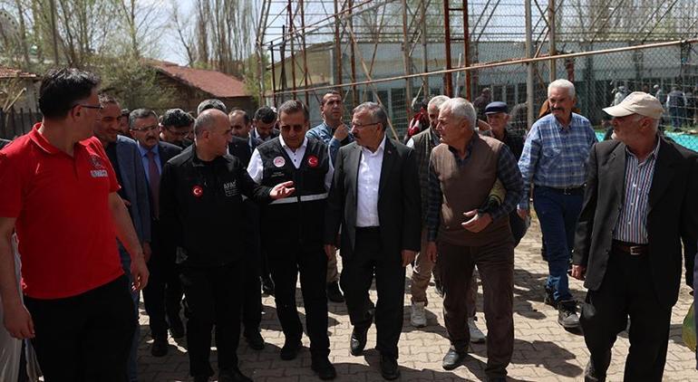 Tokat'taki depremde 10 bina yıkıldı, 20 bina ağır hasar gördü