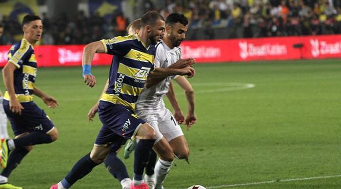 Beşiktaş, Türkiye Kupası yarı finalinde MKE Ankaragücü'nü ağırlıyor! Maç başladı