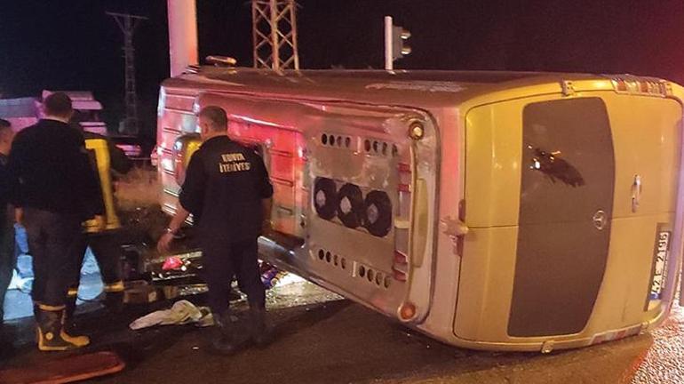Konya'da feci kaza! Midibüs ile minibüs çarpıştı: 24 yaralı